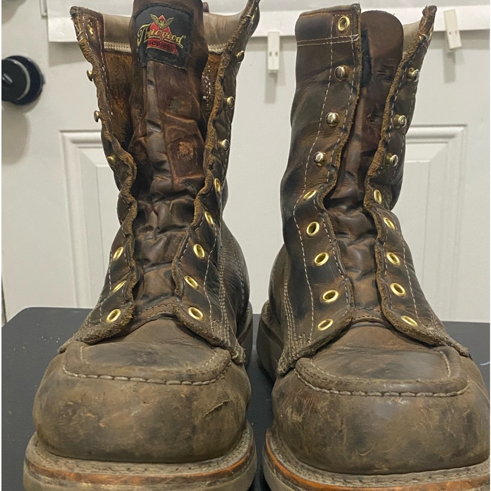 Used Thorogood work boots